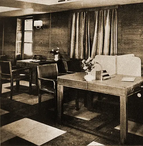Tourist Third Cabin Writing Room on the SS Bremen.