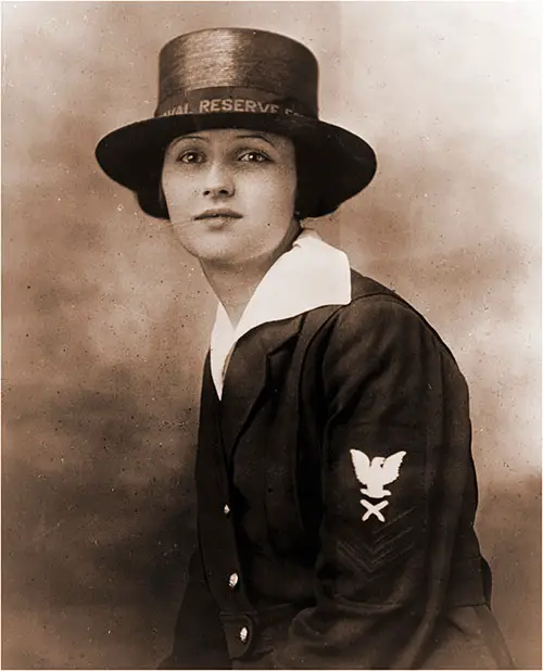 Joy Bright Hancock, Yeoman First Class, USNR, half-length portrait, facing front, body turned to left profile, wearing uniform, February 1918.