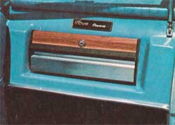 1973 Duo Boats Keyed Lock Glove Box