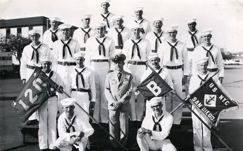 Group Photo of Company 68-120 Commander H. I. Moreland, BNC, and Petty Officers 12 April 1968