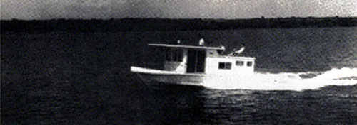 35 Foot Seagoing Houseboat