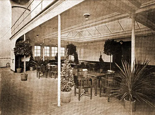 A View of the Verandah Café on the RMS Mauretania, 1907.