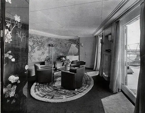 The living room. A Luxury Apartment with Terrace: "TROU VILLE" (LELEU, decorator).
