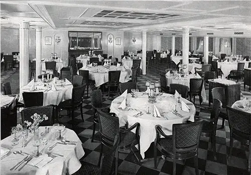 Cabin Class Dining Room on the St. Louis. 