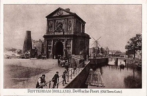 Picture of Rotterdam at the Old Town Gate.