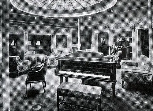 First Class Drawing Room on the RMS Caronia.