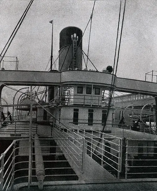 Promenade Deck of the RMS Teutonic.